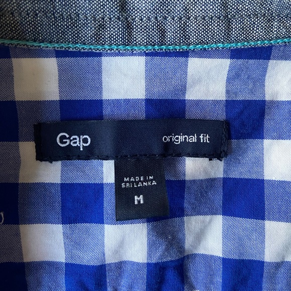 Gap Men’s short sleeve checkered button down shirt - Picture 2 of 3